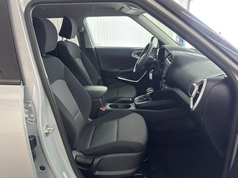 Used 2020 Kia Soul LX image 10
