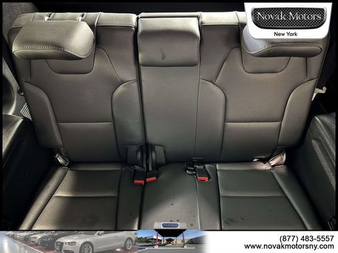 Used 2023 Kia Telluride EX w/ EX Captain's Chair Package AWD/4WD image 14