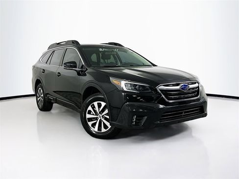 Used 2022 Subaru Outback Premium image 1