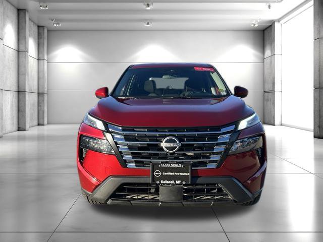 Used 2025 Nissan Rogue SV AWD/4WD image 2