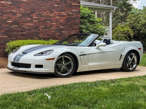 Used 2013 Chevrolet Corvette Grand Sport w/ 4LT Preferred Equipment Group RWD image 14