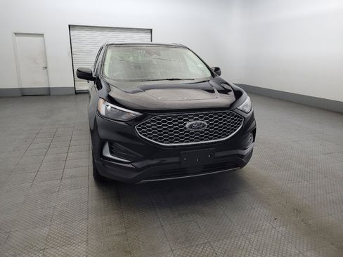 Used 2024 Ford Edge SEL image 14
