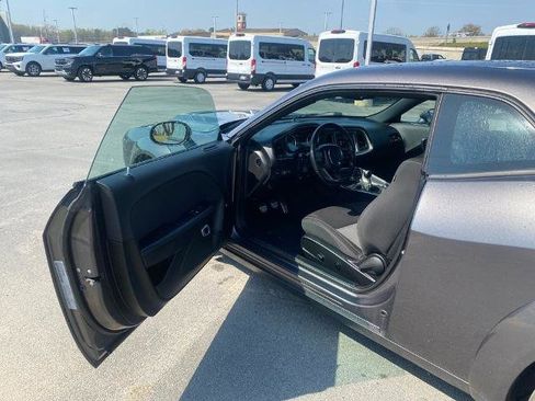 Used 2021 Dodge Challenger R/T Scat Pack RWD image 10