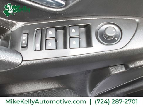 Used 2018 Chevrolet Trax LT w/ LT Convenience Package image 16
