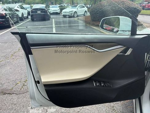 Used 2020 Tesla Model S Long Range Plus AWD/4WD image 24