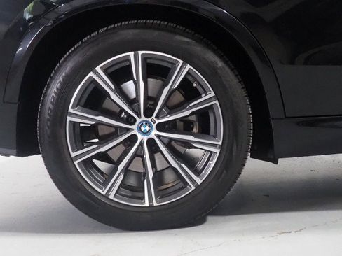 Used 2023 BMW X5 xDrive45e w/ Executive Package AWD/4WD image 59