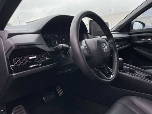 Certified 2025 Honda Accord Sport image 27
