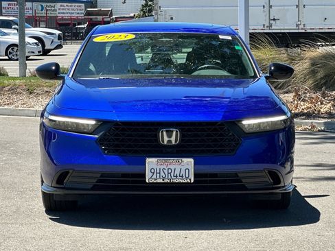 Used 2023 Honda Accord Sport image 9