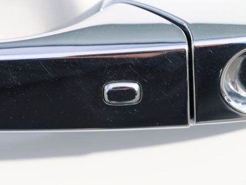 Used 2021 Jeep Grand Cherokee Limited w/ Premium Lighting Group image 16