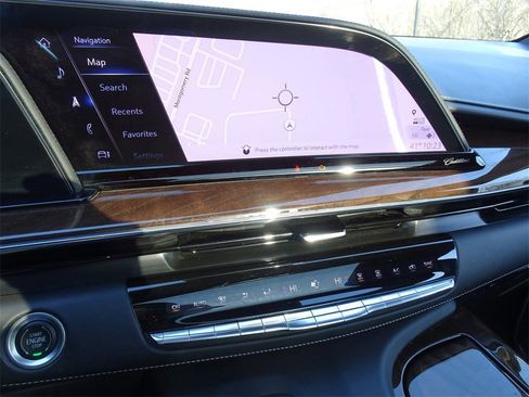 Certified 2022 Cadillac Escalade Premium Luxury Platinum image 15