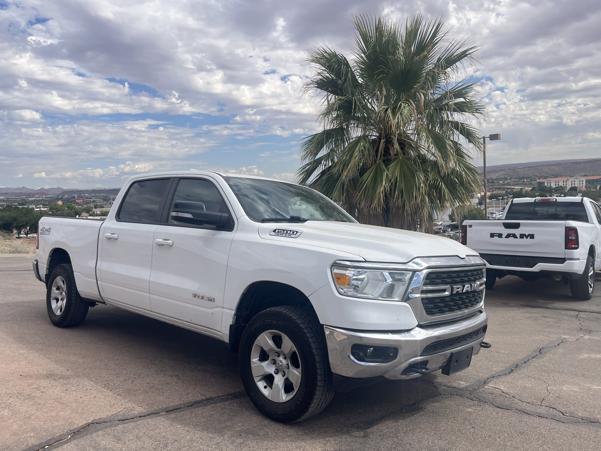Used 2022 RAM 1500 Big Horn AWD/4WD image 5