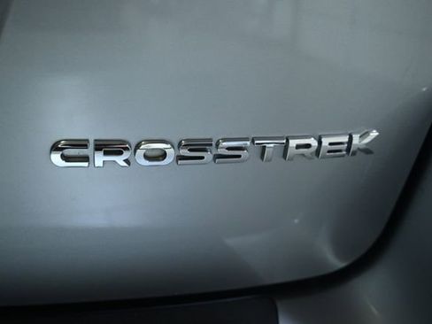 Used 2019 Subaru Crosstrek 2.0i Premium w/ Popular Package #3 image 12