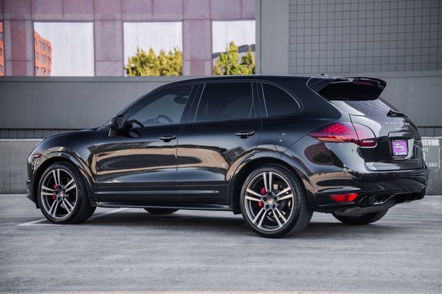 Used 2014 Porsche Cayenne GTS AWD/4WD image 44