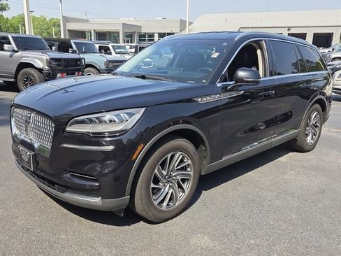 Used 2021 Lincoln Aviator 2WD image 3