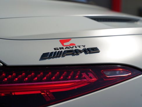 Used 2022 Mercedes-Benz SL 63 AMG 4MATIC image 10