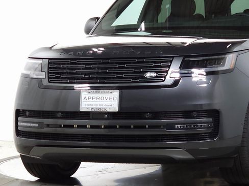 New 2025 Land Rover Range Rover SE image 14