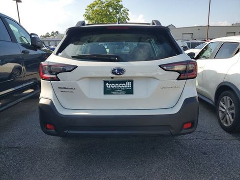 Used 2024 Subaru Outback AWD/4WD image 9