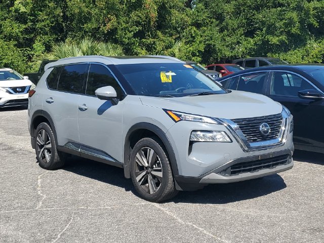 Used 2021 Nissan Rogue SL w/ Premium Package FWD image 5
