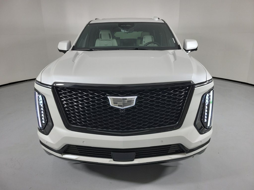 Used 2025 Cadillac Escalade Sport Platinum w/ LPO, ONYX Package AWD/4WD image 2