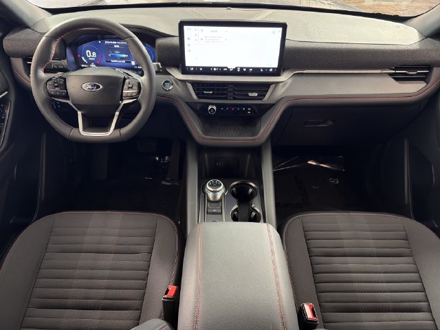 Used 2026 Ford Explorer ST-Line w/ ST-Line Street Pack AWD/4WD image 2