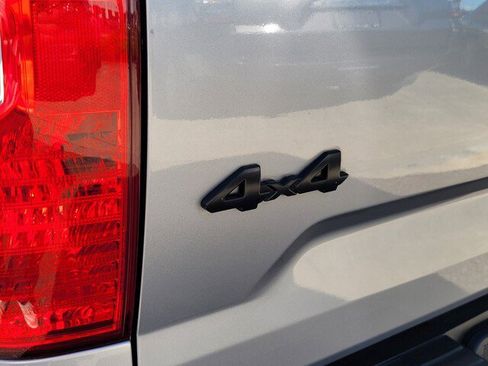 Certified 2019 Toyota Tundra SR5 image 12