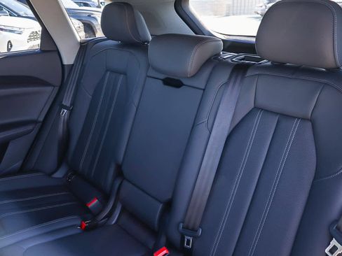 New 2025 Audi Q5 Premium Plus image 22
