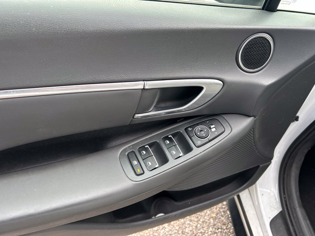 Used 2021 Hyundai Sonata SEL w/ Convenience Package FWD image 14