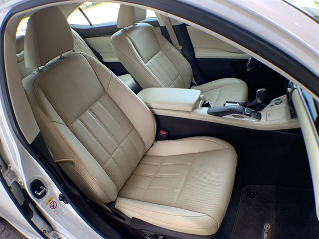 Used 2018 Lexus ES 350 w/ Luxury Package w/Wood Trim FWD image 25