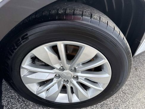 Used 2025 Mitsubishi Outlander ES FWD image 10