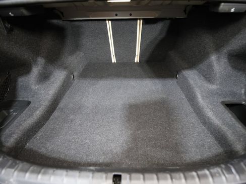 Used 2020 BMW 530i RWD image 24