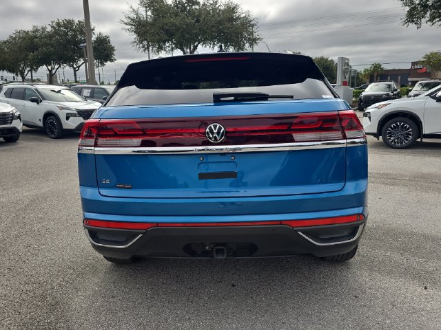 Used 2024 Volkswagen Atlas Cross Sport SE FWD image 7