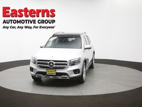 Used 2022 Mercedes-Benz GLB 250 4MATIC w/ Premium Package Lite image 53