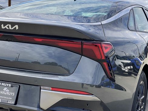New 2026 Kia K5 LXS FWD image 4