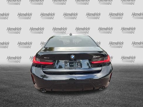 Used 2026 BMW 330i xDrive Sedan w/ M Sport Package AWD/4WD image 9