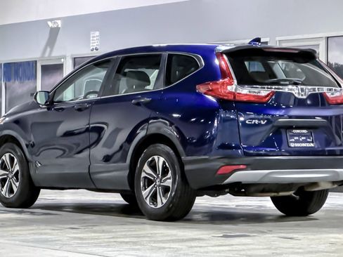 Used 2019 Honda CR-V LX image 3