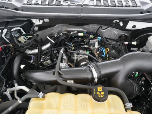 Used 2019 Ford F150 XL w/ Equipment Group 101A Mid RWD image 26