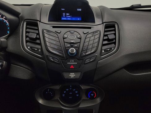 Used 2019 Ford Fiesta SE FWD image 25