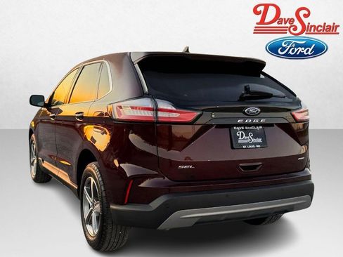 Used 2022 Ford Edge SEL w/ Convenience Package image 9