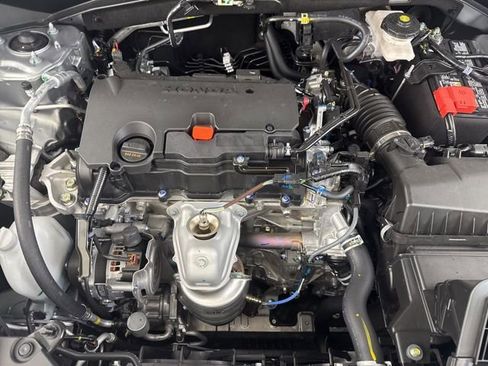 Certified 2026 Honda HR-V LX image 22