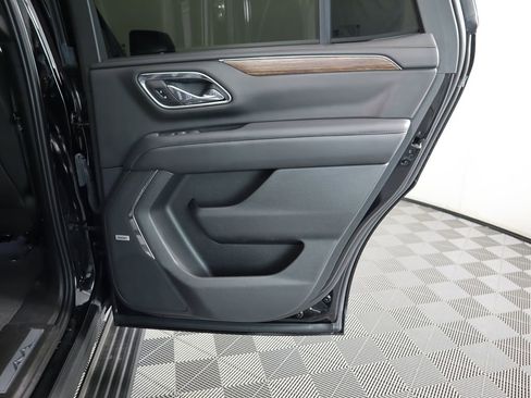 Used 2023 Chevrolet Tahoe High Country w/ Advanced Technology Package image 29