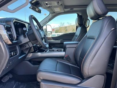 New 2026 Ford F350 Lariat w/ Lariat Ultimate Package