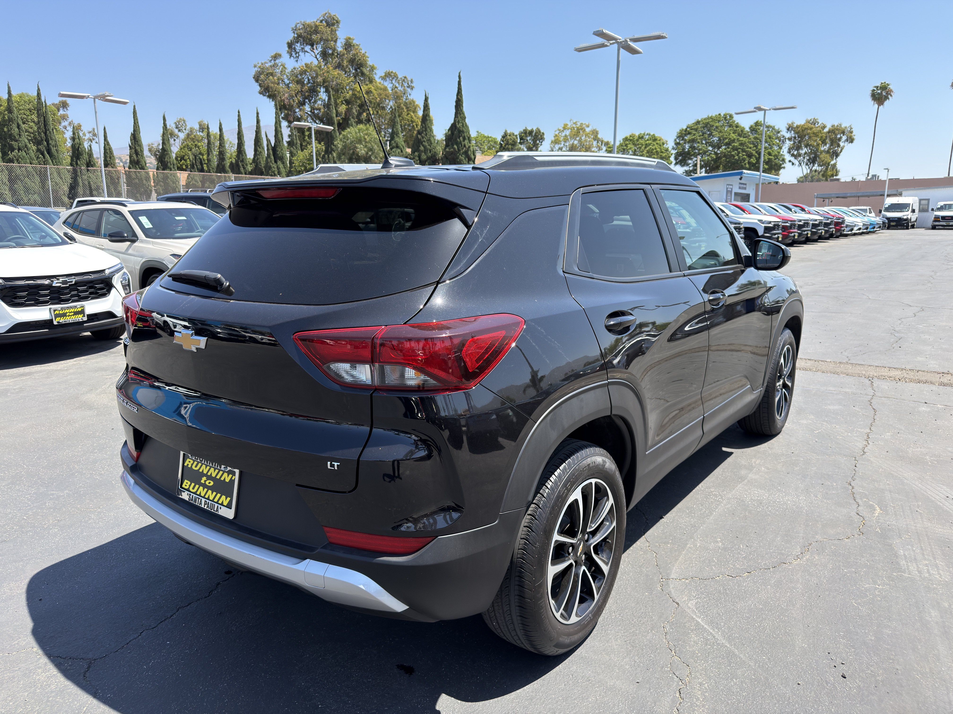 Used 2024 Chevrolet TrailBlazer LT FWD image 9