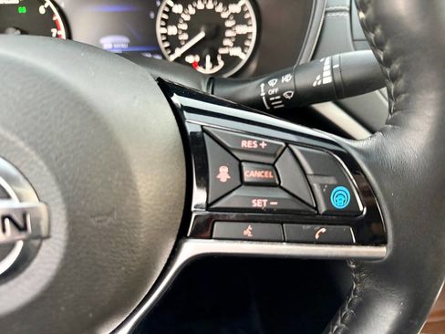 Used 2019 Nissan Altima 2.5 SV image 13