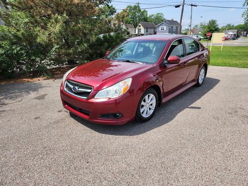 Used 2011 Subaru Legacy 2.5i Premium AWD/4WD image 11