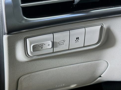 Used 2025 Hyundai Tucson SEL image 17