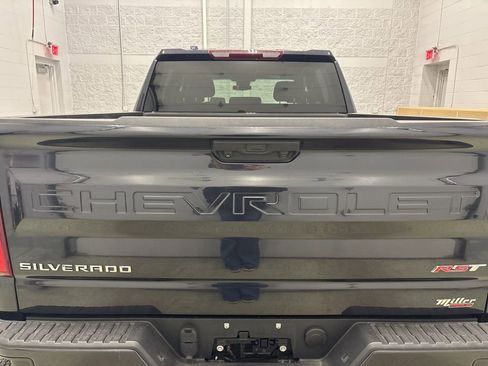 Used 2023 Chevrolet Silverado 1500 RST image 4