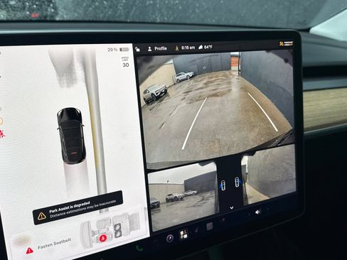 Used 2023 Tesla Model Y Long Range AWD/4WD image 22