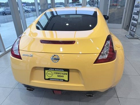 Used 2019 Nissan 370Z w/ Sport Package image 7