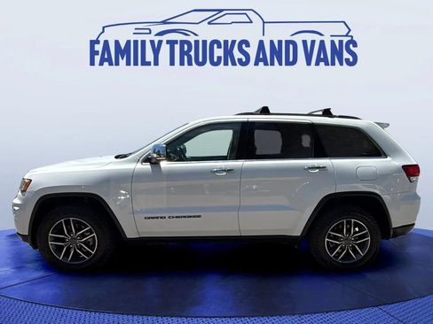 Used 2020 Jeep Grand Cherokee Limited AWD/4WD image 2