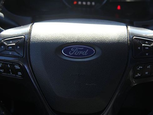 Used 2019 Ford Explorer XLT w/ Equipment Group 202A AWD/4WD image 25